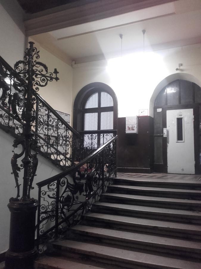 Black Dog Hostel Budapest Ngoại thất bức ảnh
